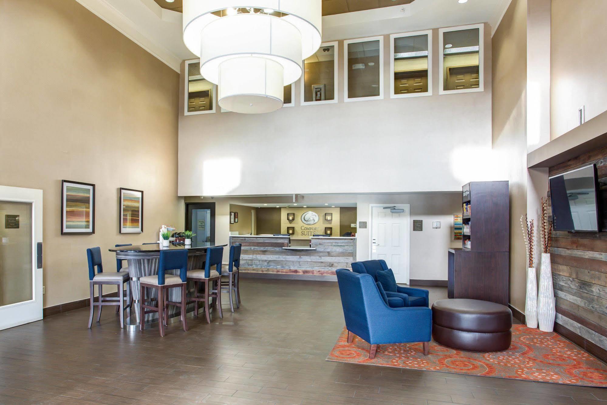 Comfort Suites Crossville Exterior foto
